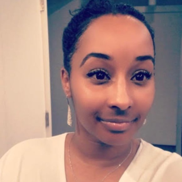 Meet your Posher, Sasha - Picture 2 of 2